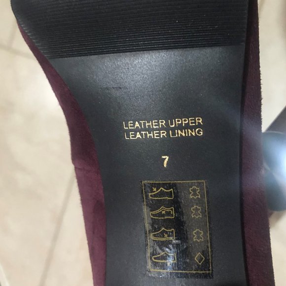 Brand New Le Chateau suede leather burgandy /wine heels - Picture 7 of 13